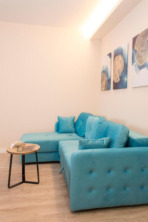 Galaxy Apartments Belgrado Esterno foto