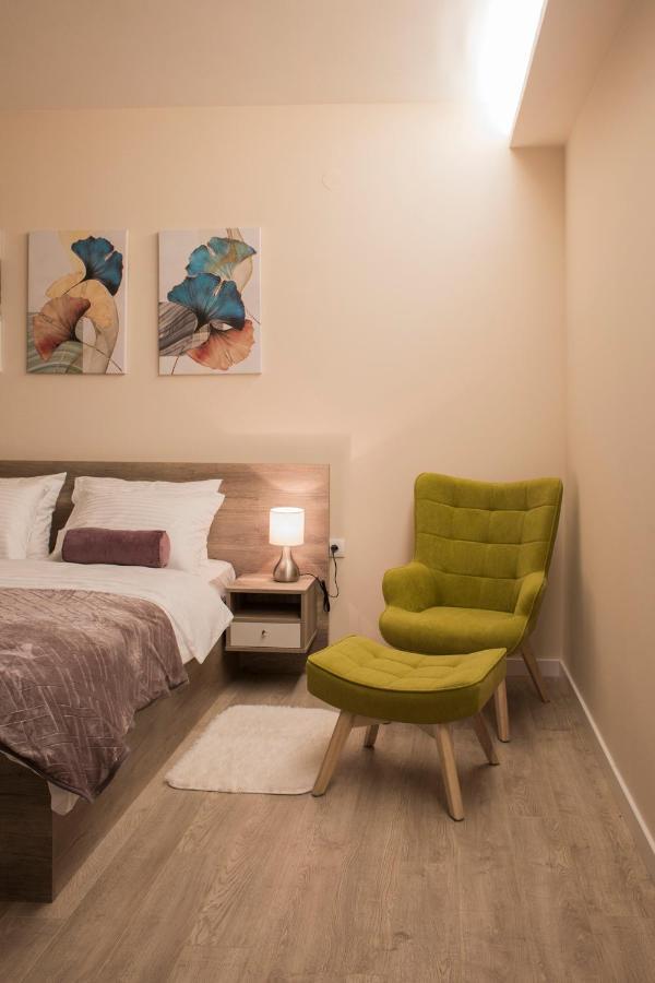 Galaxy Apartments Belgrado Esterno foto