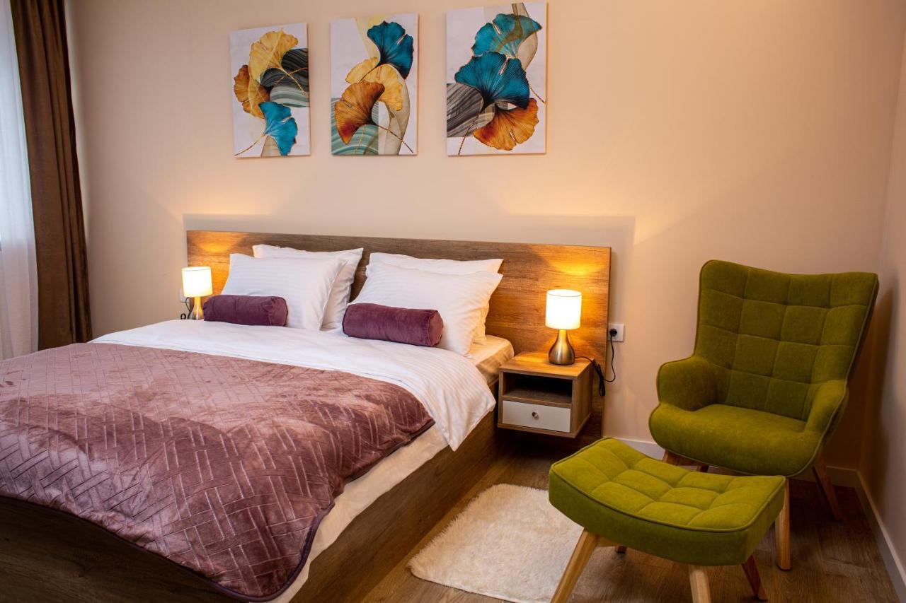 Galaxy Apartments Belgrado Esterno foto